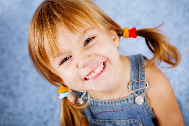 fluoro denti bambini fluoro denti bambini